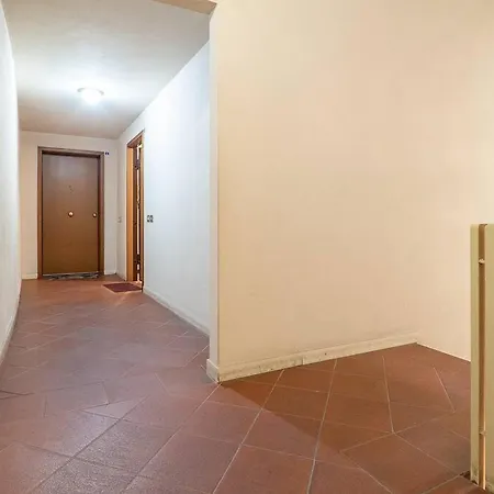 Lo Specchio Di * Ferrara