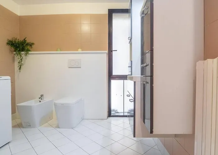 Lo Specchio Di Apartament Ferrara